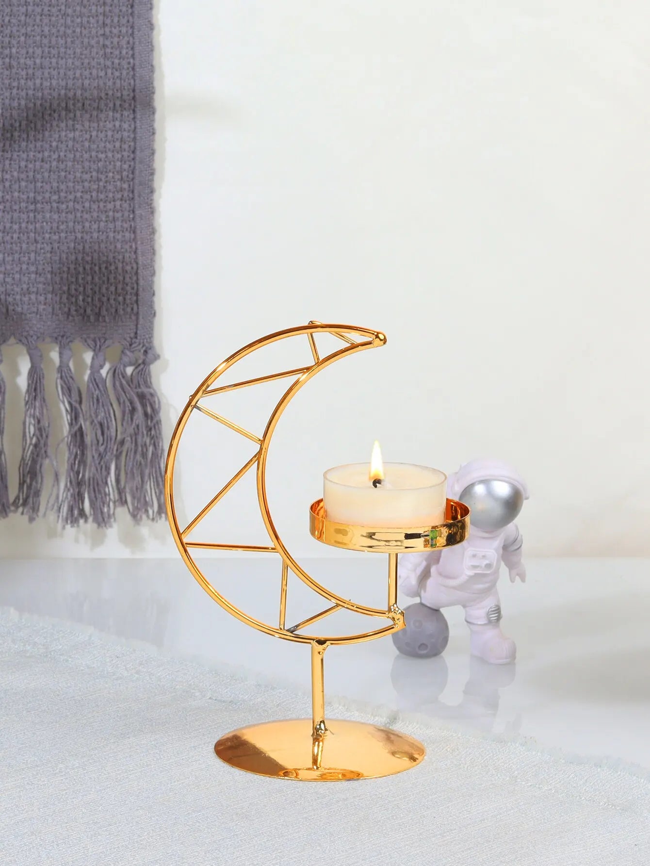 1pc Holder for Candles Moon Shape Stand